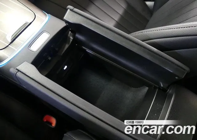 Mercedes-Benz E-Class E-класс W214 E300 4MATIC Exclusive — Фото автомобиля 18