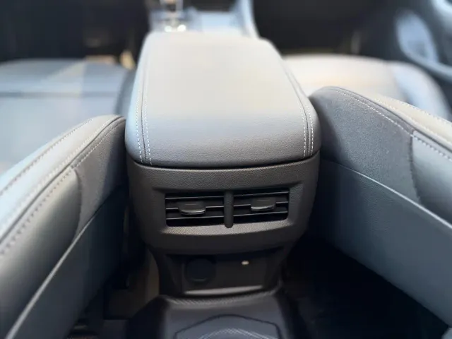 Cadillac CT5 — Фото автомобиля 10