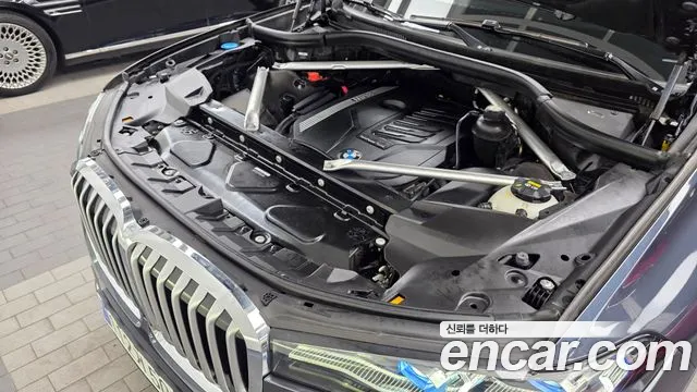 BMW X7 — Фото автомобиля 6