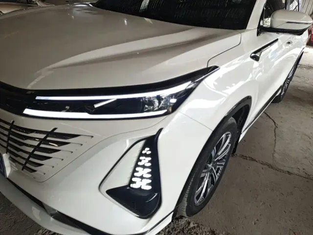 Changan CS75 Plus — Фото автомобиля 23