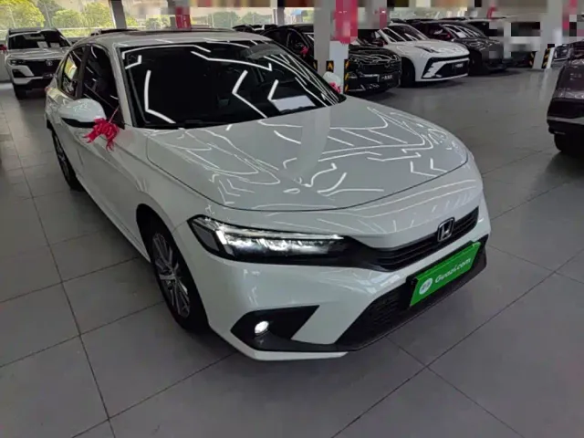 Honda Civic — Фото автомобиля 3