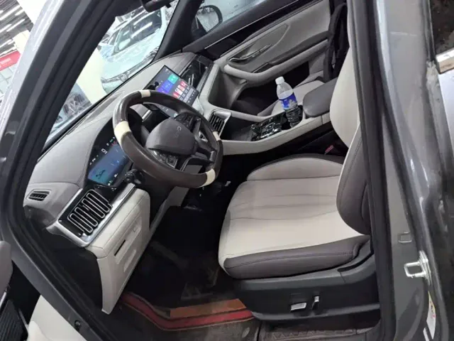 BYD Song PLUS — Фото автомобиля 14