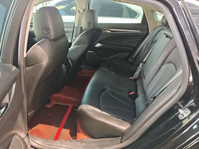 Buick LaCrosse — Фото автомобиля 16