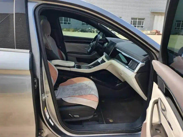 BYD Song PLUS — Фото автомобиля 8