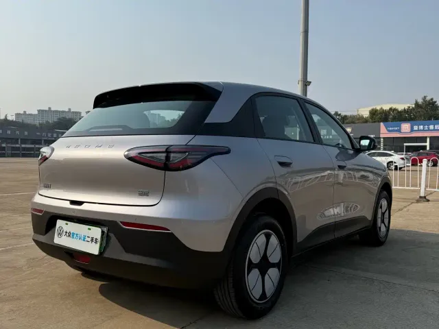Geely Starry Wish — Фото автомобиля 9