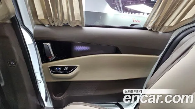 Kia Carnival 4th Gen — Фото автомобиля 14