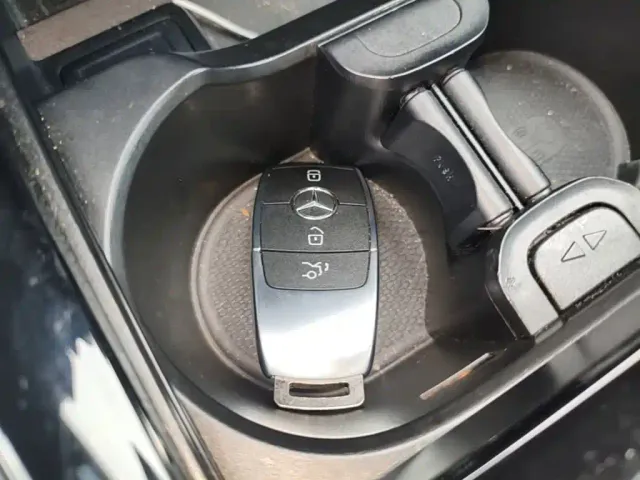 Mercedes-Benz EQB — Фото автомобиля 13
