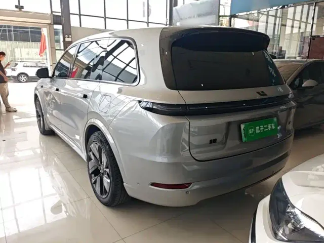 Li Auto L9 — Фото автомобиля 4
