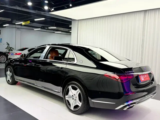 Mercedes-Benz Maybach S-Class — Фото автомобиля 12