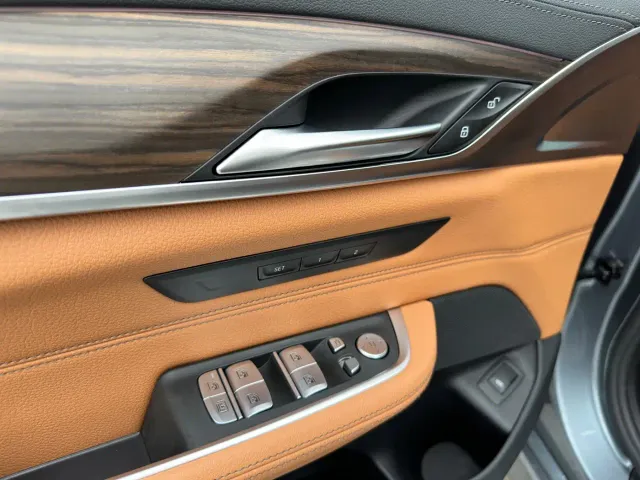 BMW 6 Series Gran Turismo — Фото автомобиля 9
