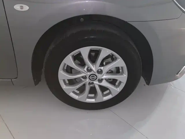 Nissan Sylphy — Фото автомобиля 6