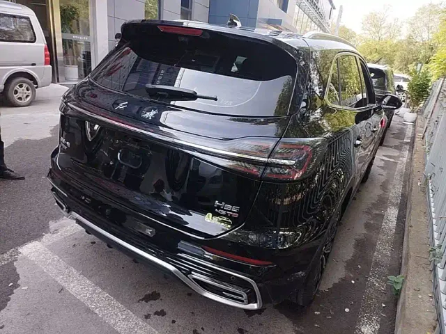 Hongqi HS5 — Фото автомобиля 6