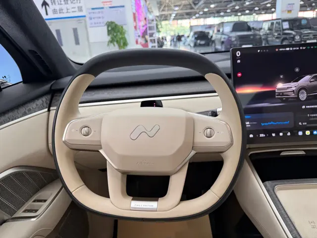 Onvo L90 — Фото автомобиля 20
