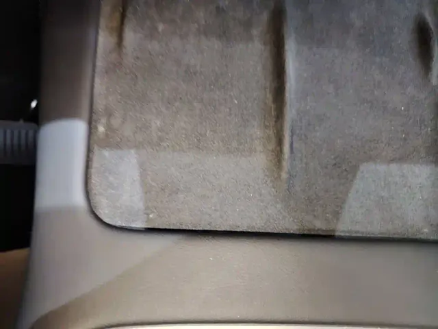 Tesla Model Y — Фото автомобиля 8