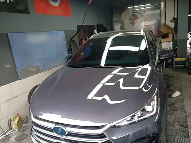 BYD Tang — Фото автомобиля 2