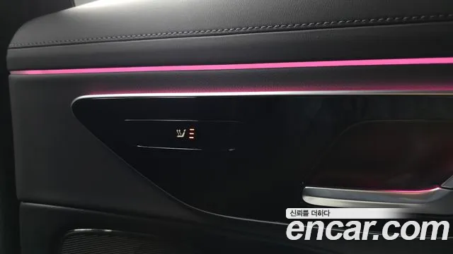 Mercedes-Benz E-Class — Фото автомобиля 29