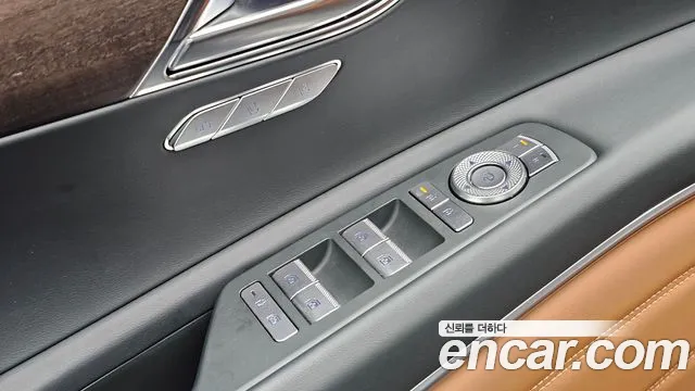 Genesis GV80 — Фото автомобиля 15