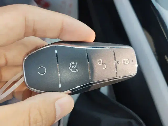 BYD Qin PLUS — Фото автомобиля 8