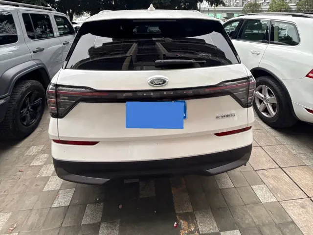 Ford Edge — Фото автомобиля 16