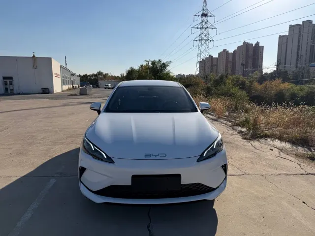 BYD Seal 05 DM-i — Фото автомобиля 2