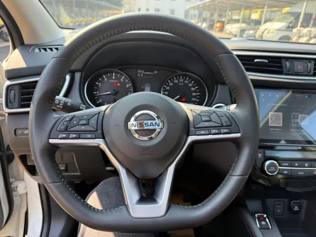 Nissan Qashqai — Фото автомобиля 15