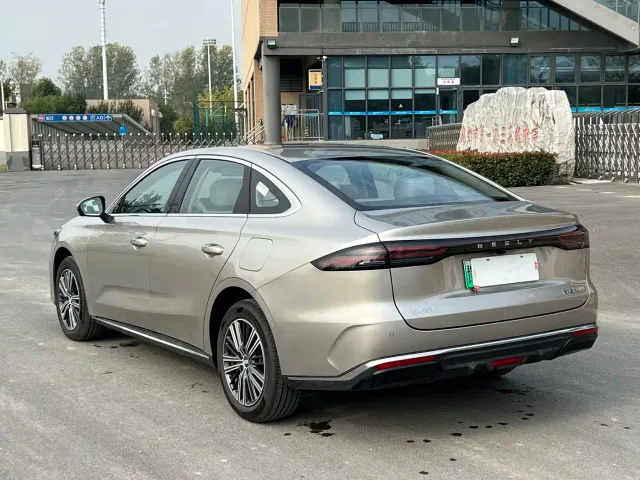 Geely Galaxy Stellar 6 — Фото автомобиля 4