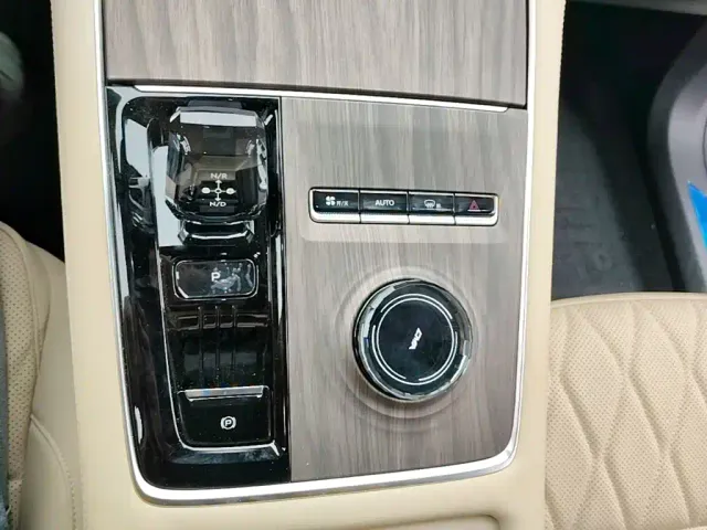 Geely Xingyue L — Фото автомобиля 13