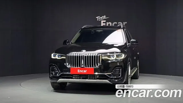 BMW X7 G07 — Фото автомобиля 3