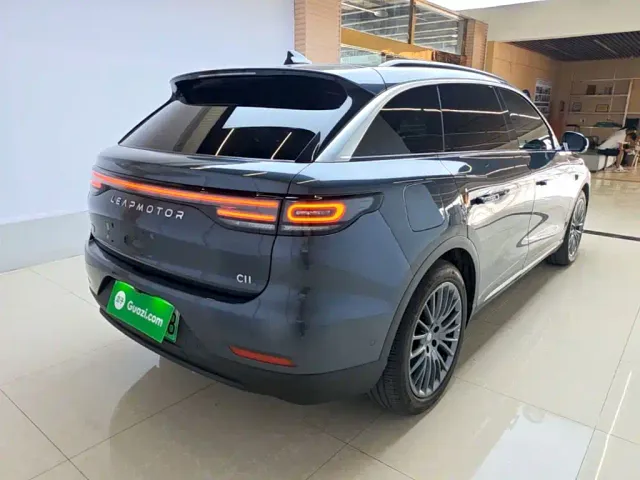Leapmotor C11 — Фото автомобиля 6