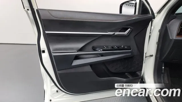 KG_Mobility_Ssangyong Torres Бензин 1.5 2WD — Фото автомобиля 24
