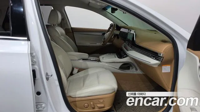 Hyundai Grandeur (New) Hybrid — Фото автомобиля 18