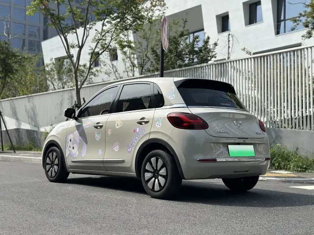 Wuling Bingo — Фото автомобиля 5