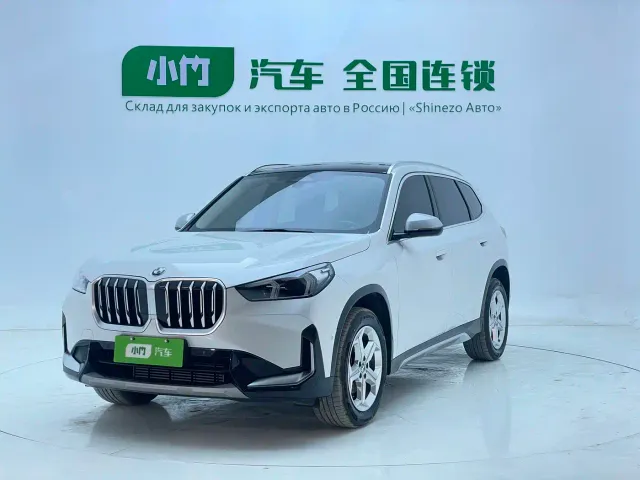Фотография автомобиля — BMW X1