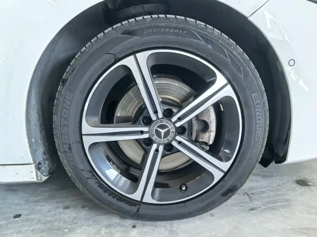 Mercedes-Benz A-Class — Фото автомобиля 5