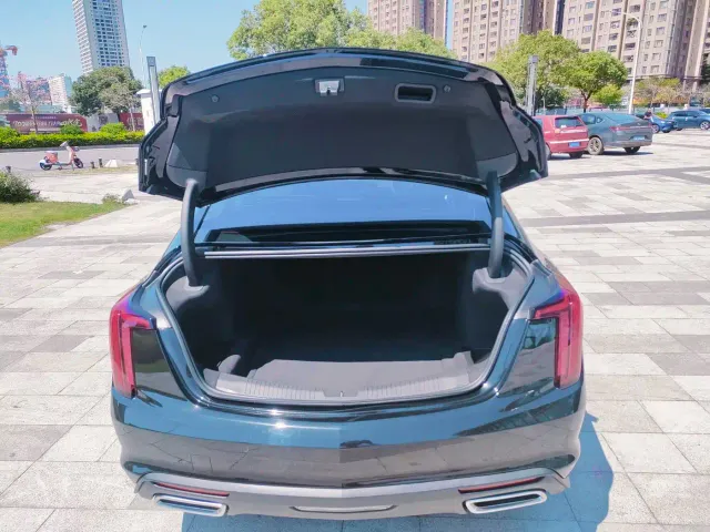 Cadillac CT5 — Фото автомобиля 14