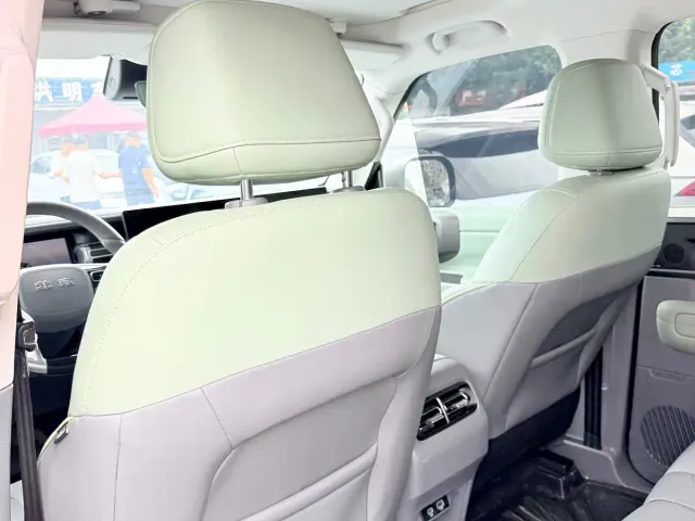 BAIC BJ40 — Фото автомобиля 10