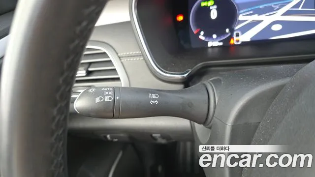 Renault Korea SM6 SM6 (New) — Фото автомобиля 27