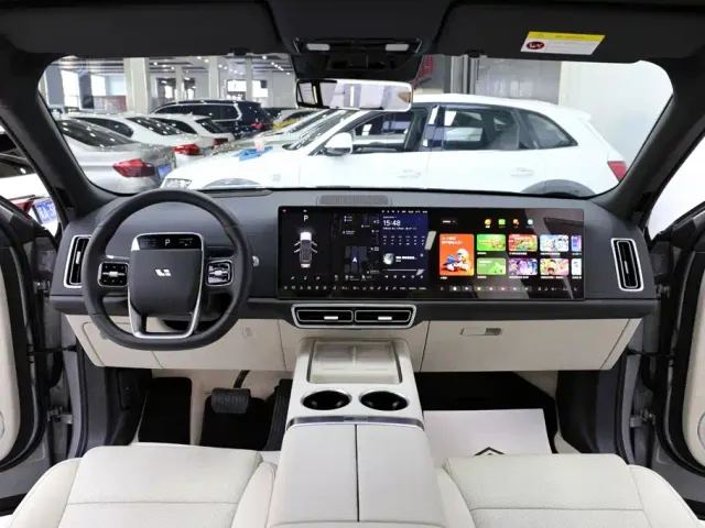 Li Auto L9 — Фото автомобиля 10