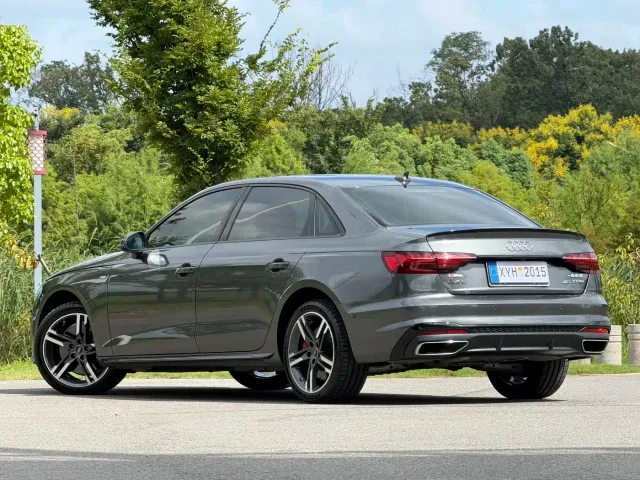 Audi A4L — Фото автомобиля 18