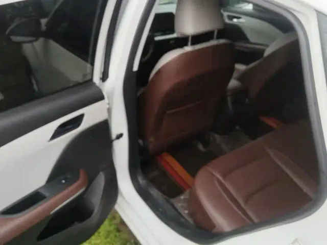 Chevrolet Monza — Фото автомобиля 11