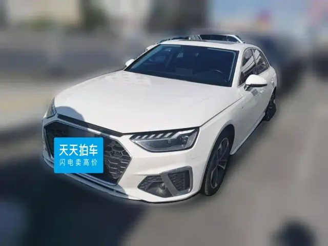 Фотография автомобиля — Audi A4L
