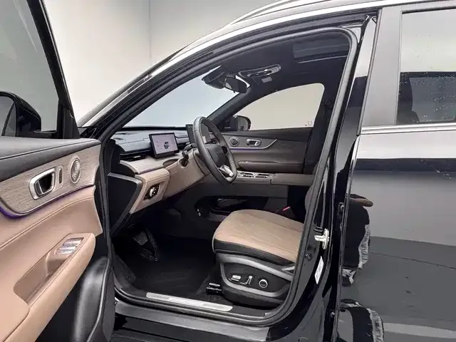 Chery Tiggo 8 PLUS — Фото автомобиля 12