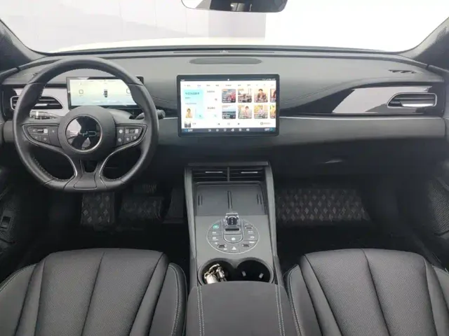 BYD Seal 06 — Фото автомобиля 12