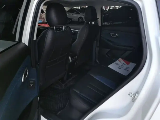 GAC Trumpchi GS3 — Фото автомобиля 16