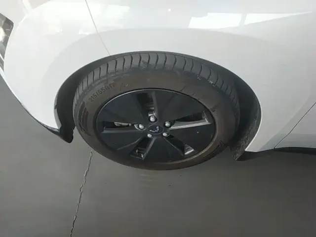 Wuling Starlight — Фото автомобиля 22