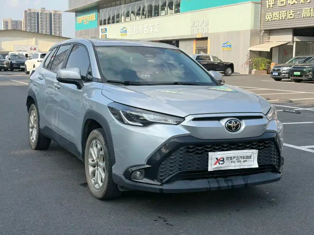 Toyota Frontlander — Фото автомобиля 2
