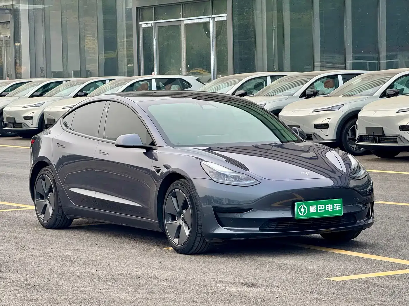 Tesla Model 3 2022 Model Rear-Wheel Drive Version — Фото автомобиля 3