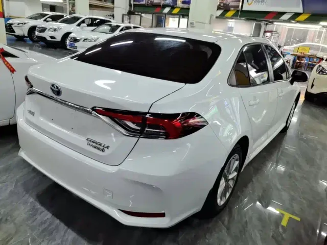 Toyota Corolla — Фото автомобиля 6