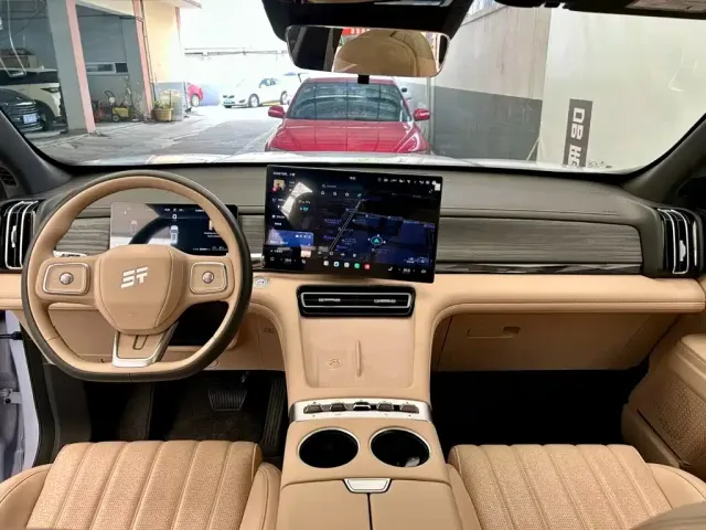 Jetour Shanhai Jetour Shanhai L7 PLUS 2025 Base Model 7-Seater — Фото автомобиля 9