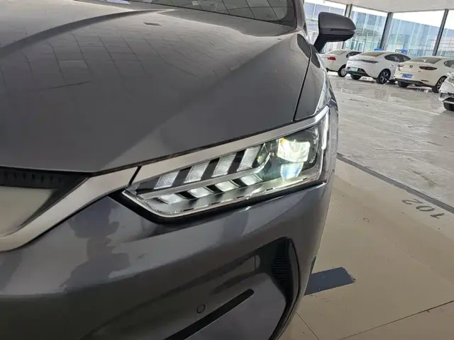 BYD Qin PLUS — Фото автомобиля 5